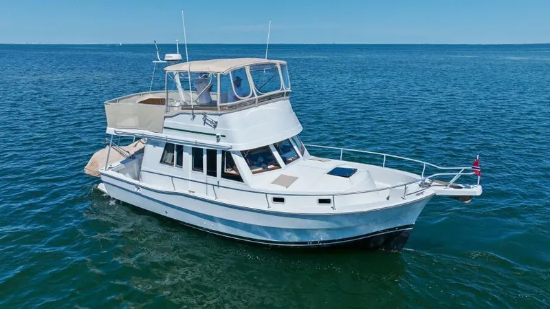 Little Latitudes Yacht Photos Pics 