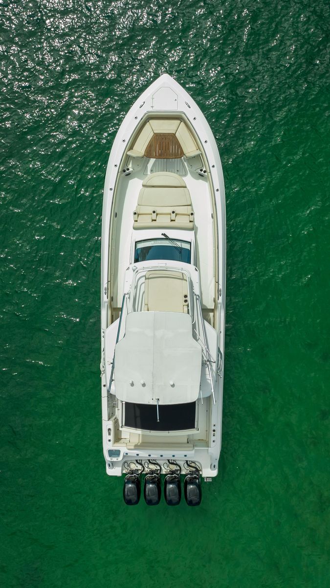 2016 Boston Whaler 42 