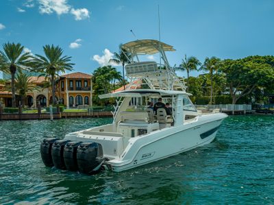 Yacht