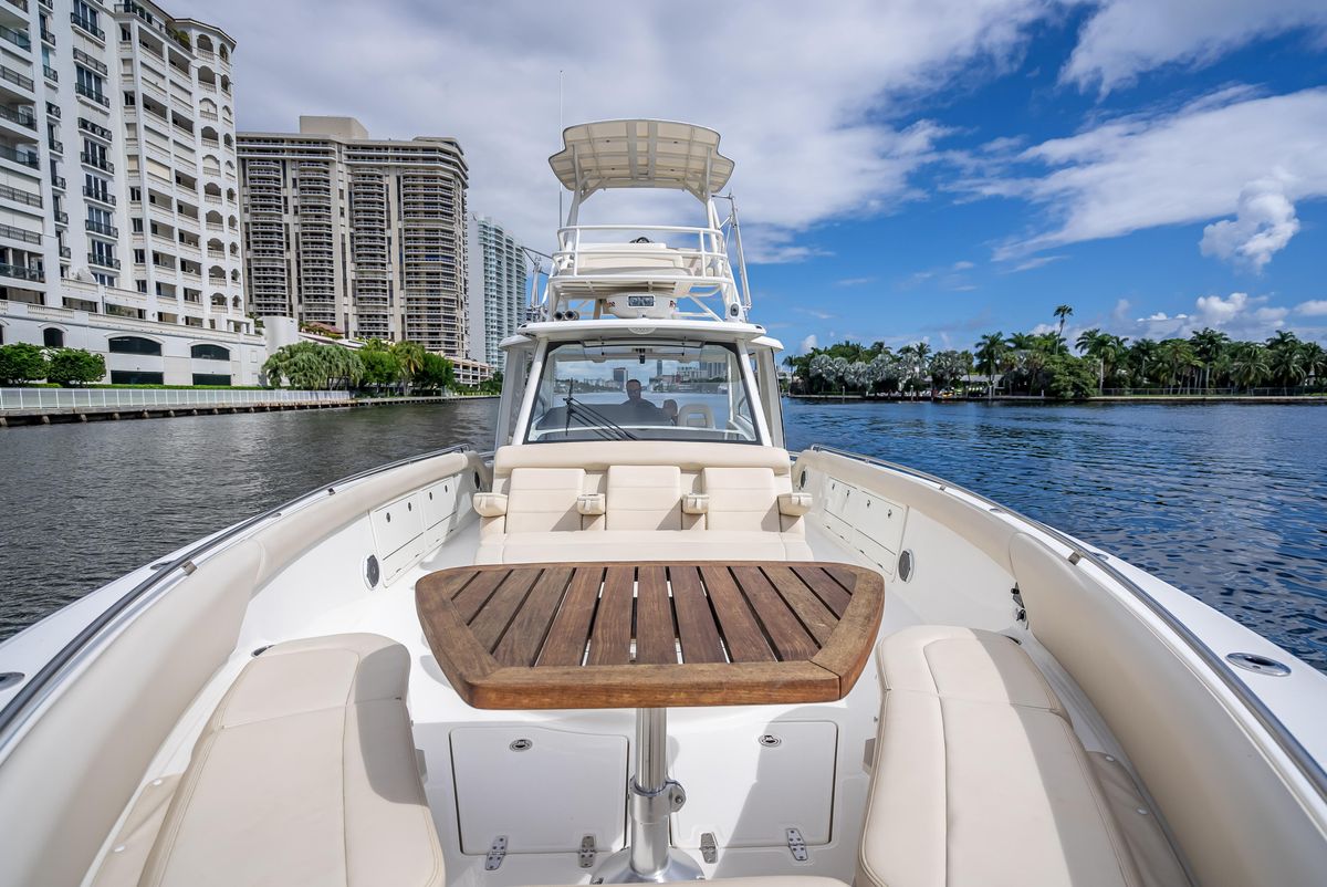 2016 Boston Whaler 42 