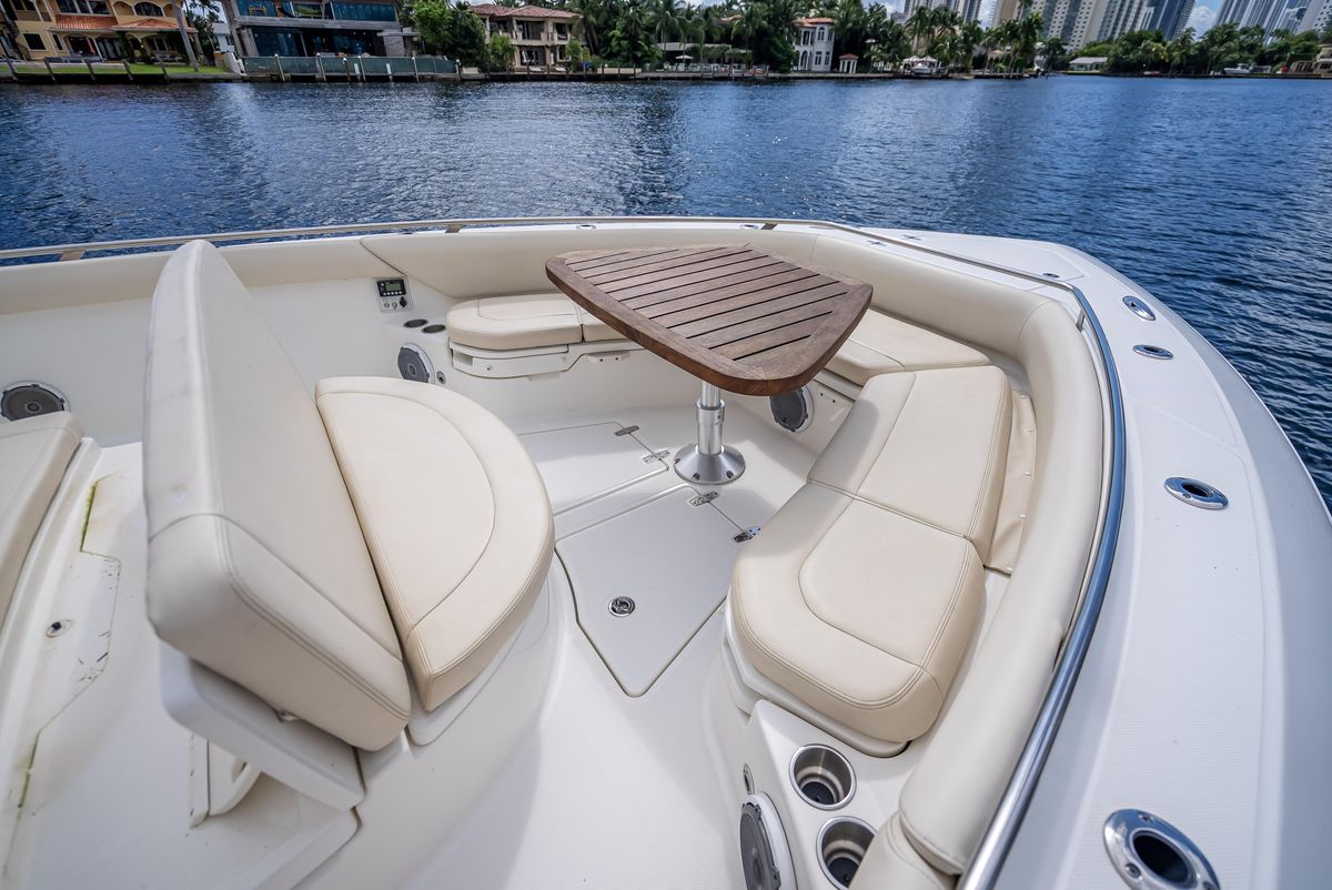 2016 Boston Whaler 42 