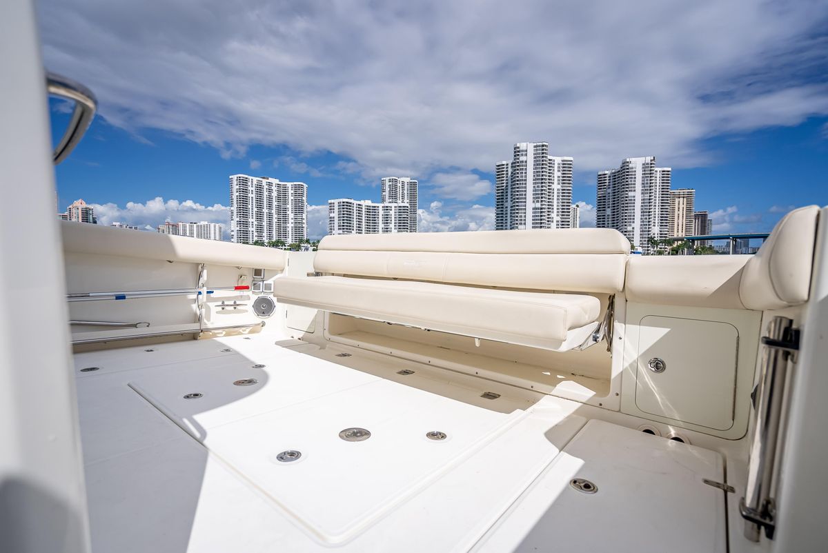 2016 Boston Whaler 42 