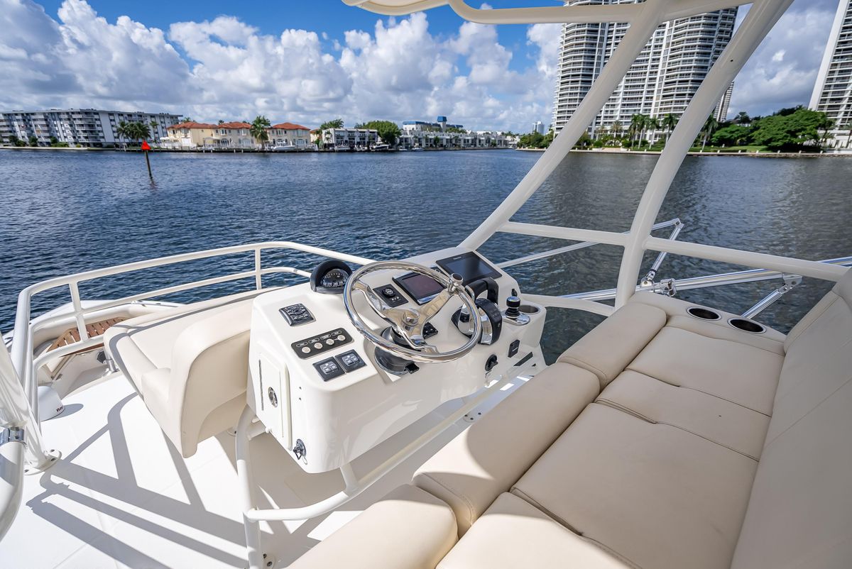 2016 Boston Whaler 42 