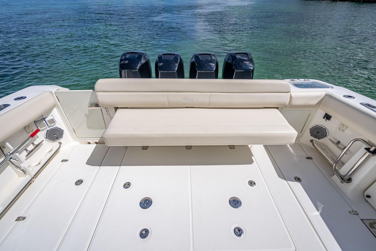 2016 Boston Whaler 42 