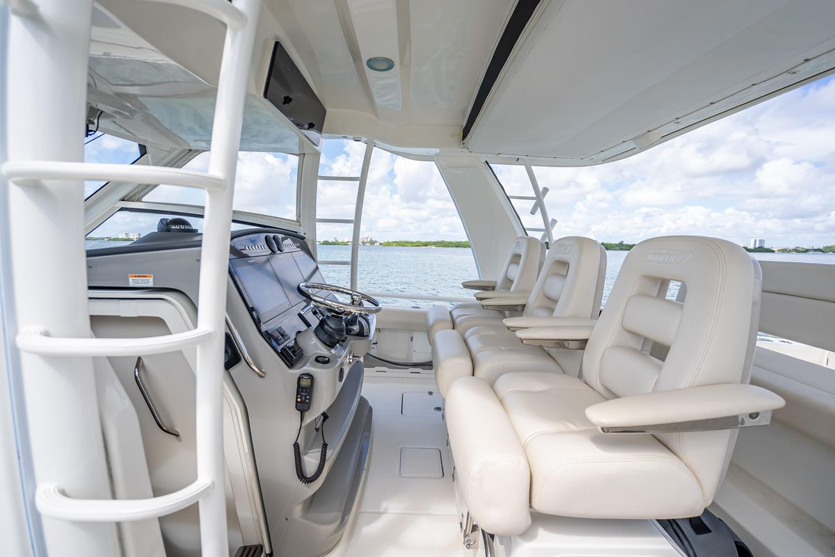 2016 Boston Whaler 42 
