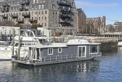 1981 Sumerset Houseboat