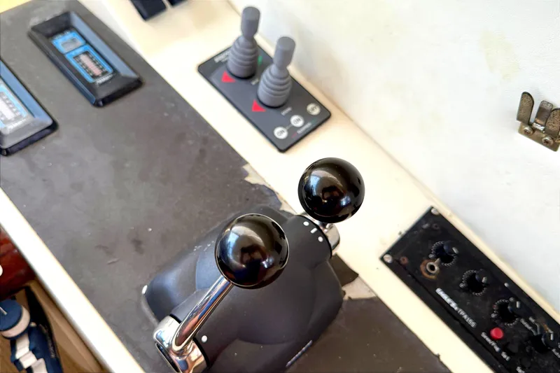  Yacht Photos Pics Control panel of a 2000 Fairline Squadron 55 yacht with throttle levers.