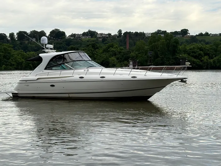 White Lightning Yacht Photos Pics 