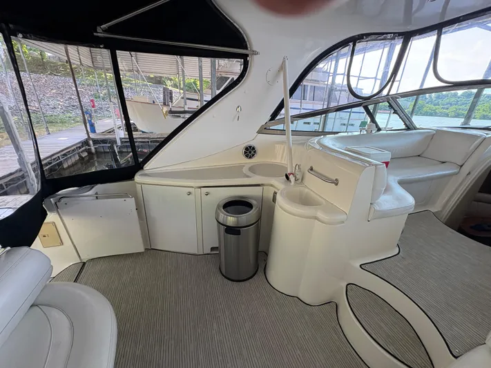 White Lightning Yacht Photos Pics 