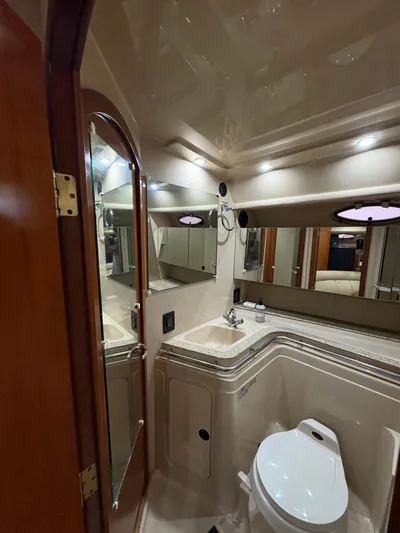 White Lightning Yacht Photos Pics 