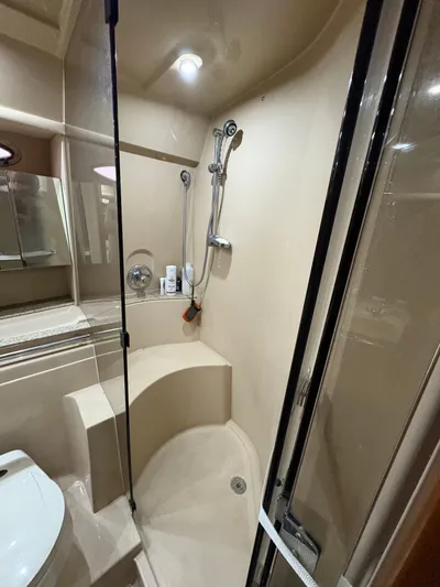 White Lightning Yacht Photos Pics 