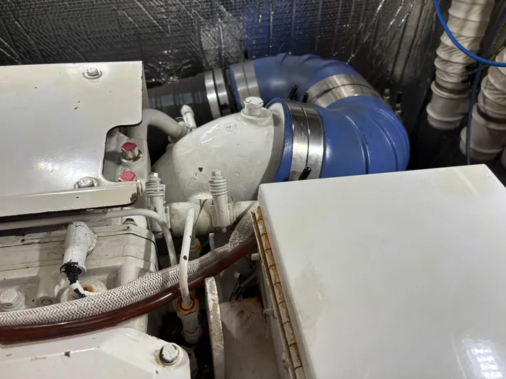 White Lightning Yacht Photos Pics 