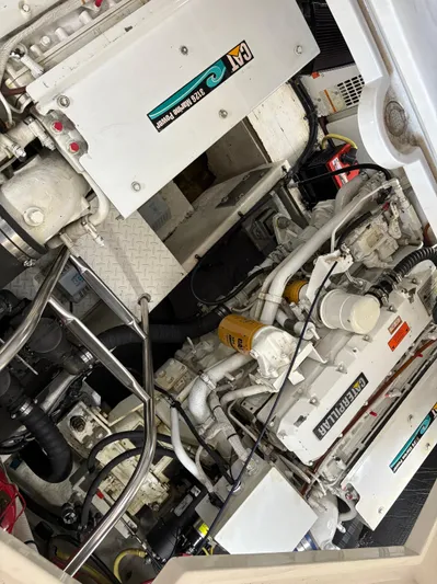 White Lightning Yacht Photos Pics 