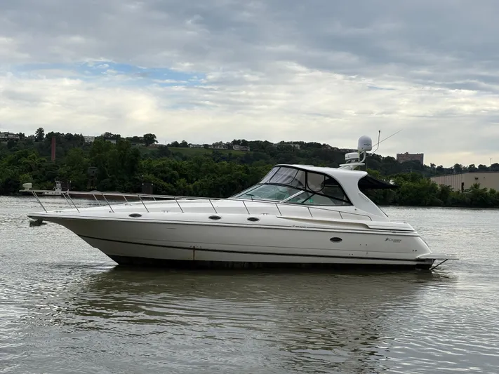 White Lightning Yacht Photos Pics 