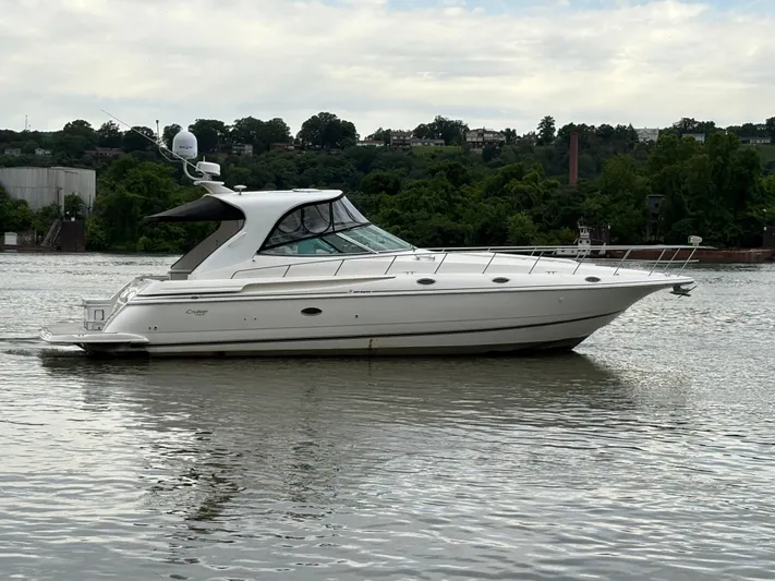 White Lightning Yacht Photos Pics 