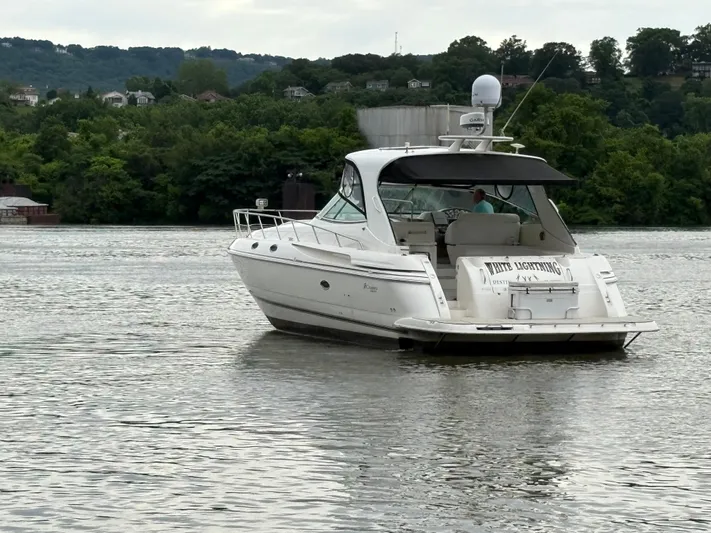 White Lightning Yacht Photos Pics 