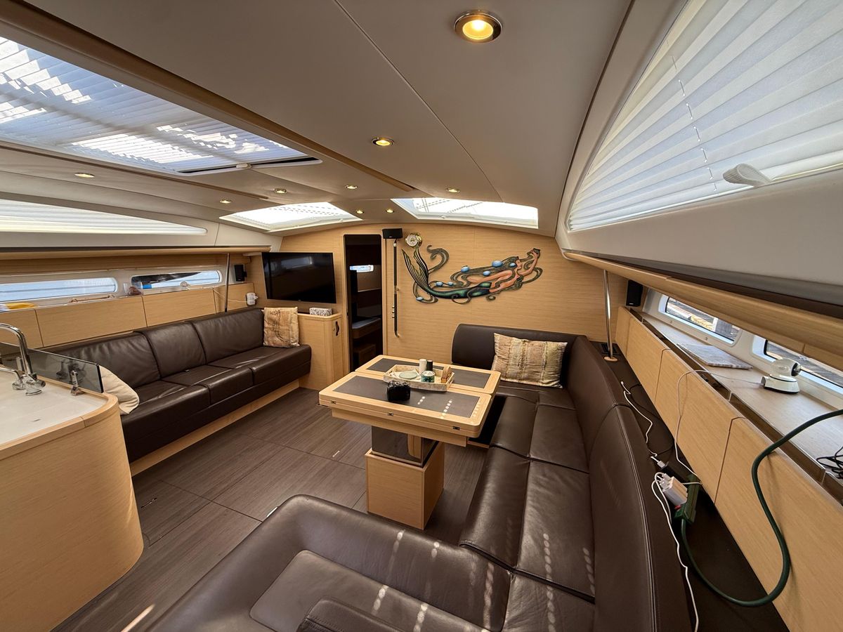 2016 Jeanneau 58 