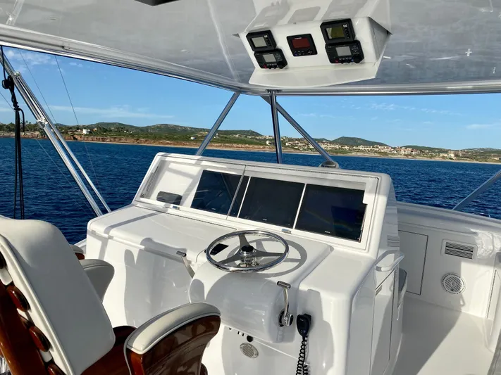 Querencia Yacht Photos Pics 