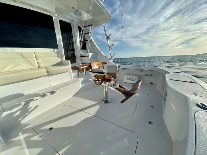 Querencia Yacht Photos Pics 