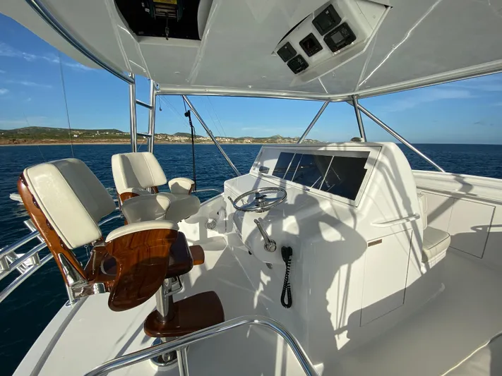 Querencia Yacht Photos Pics 