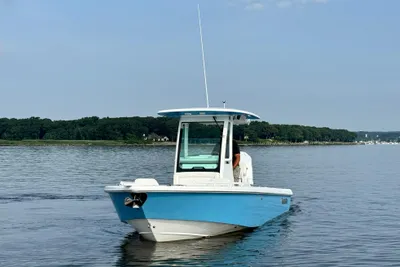 Everglades 253 Center Console
