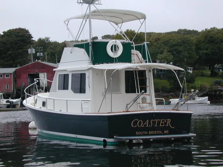 Coaster Yacht Photos Pics Quarter View