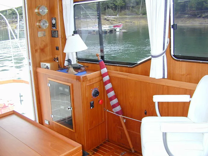 Coaster Yacht Photos Pics Portside Salon