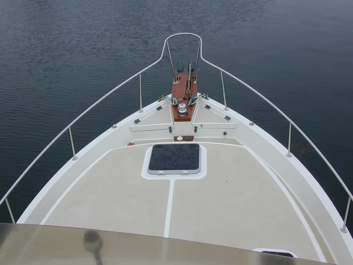 Coaster Yacht Photos Pics Foredeck