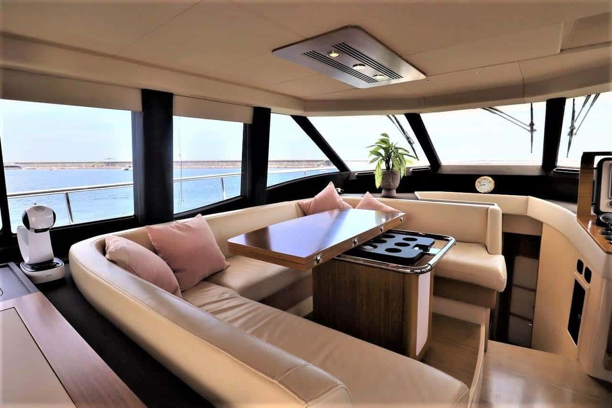2015 Azimut 55 