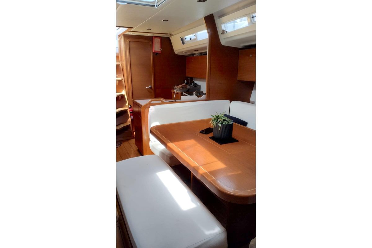 2010 Grand Soleil 53 