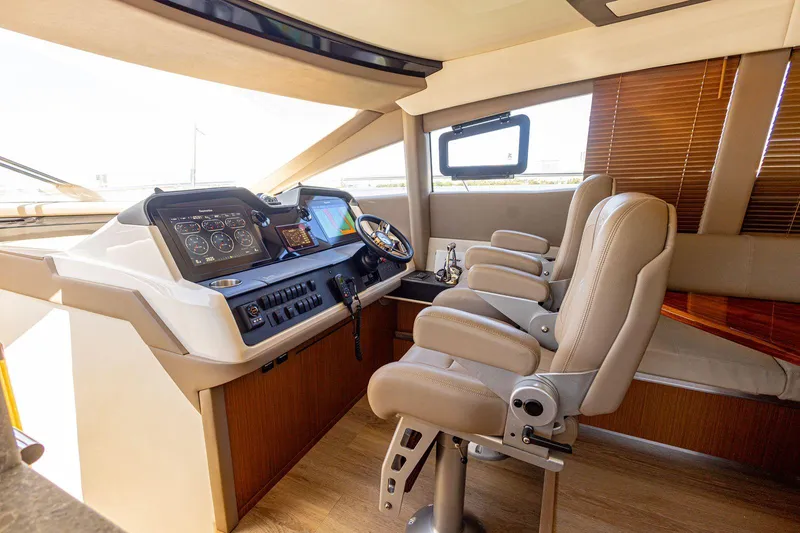 Ocean Leader Yacht Photos Pics 