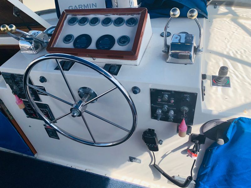 1983 Hatteras Motor Yacht