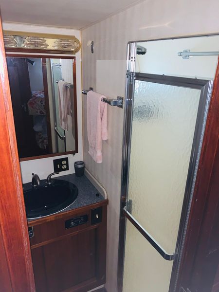 1983 Hatteras Motor Yacht