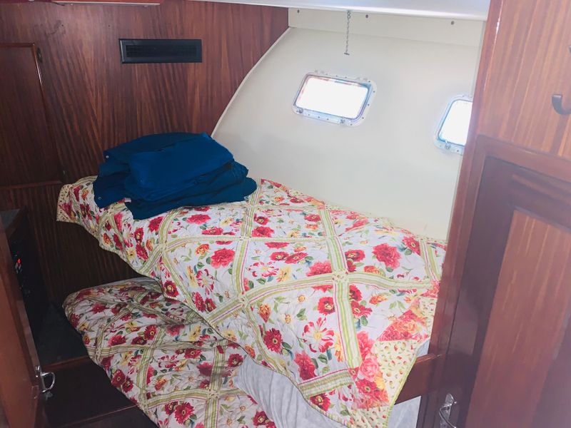 1983 Hatteras Motor Yacht