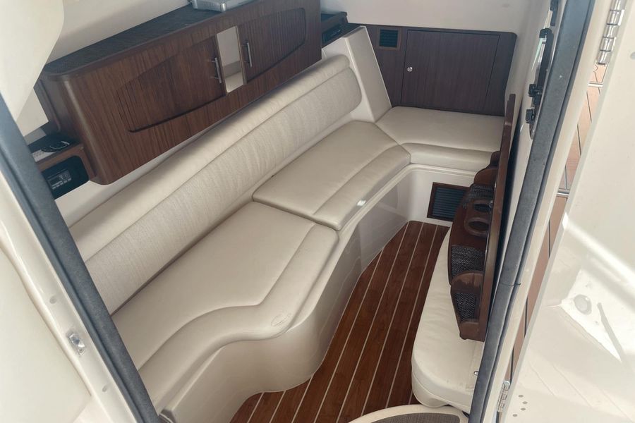 2019 Grady-White Freedom 375