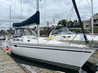 1992 Hunter 37.5