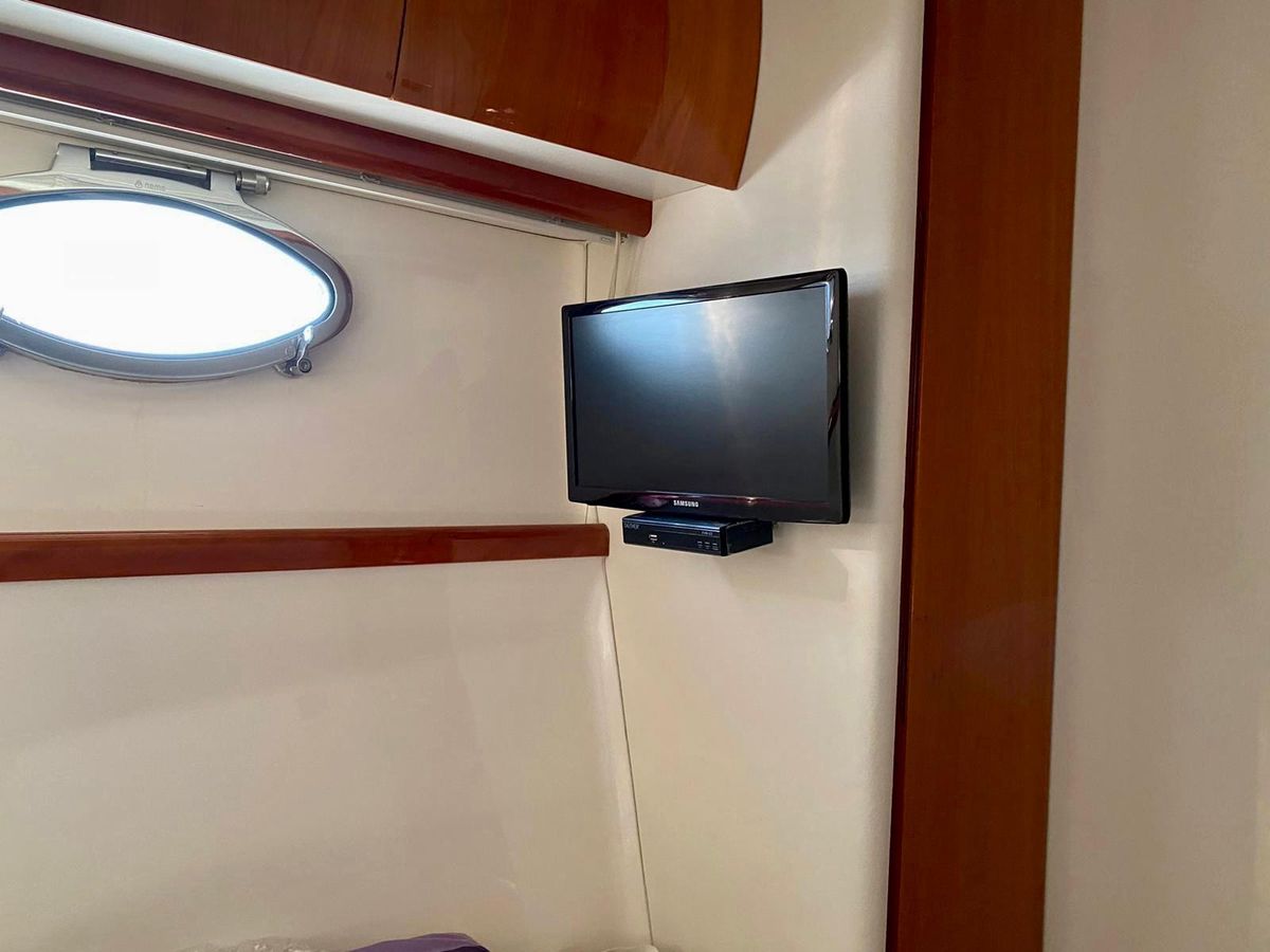 2008 Pershing 46 
