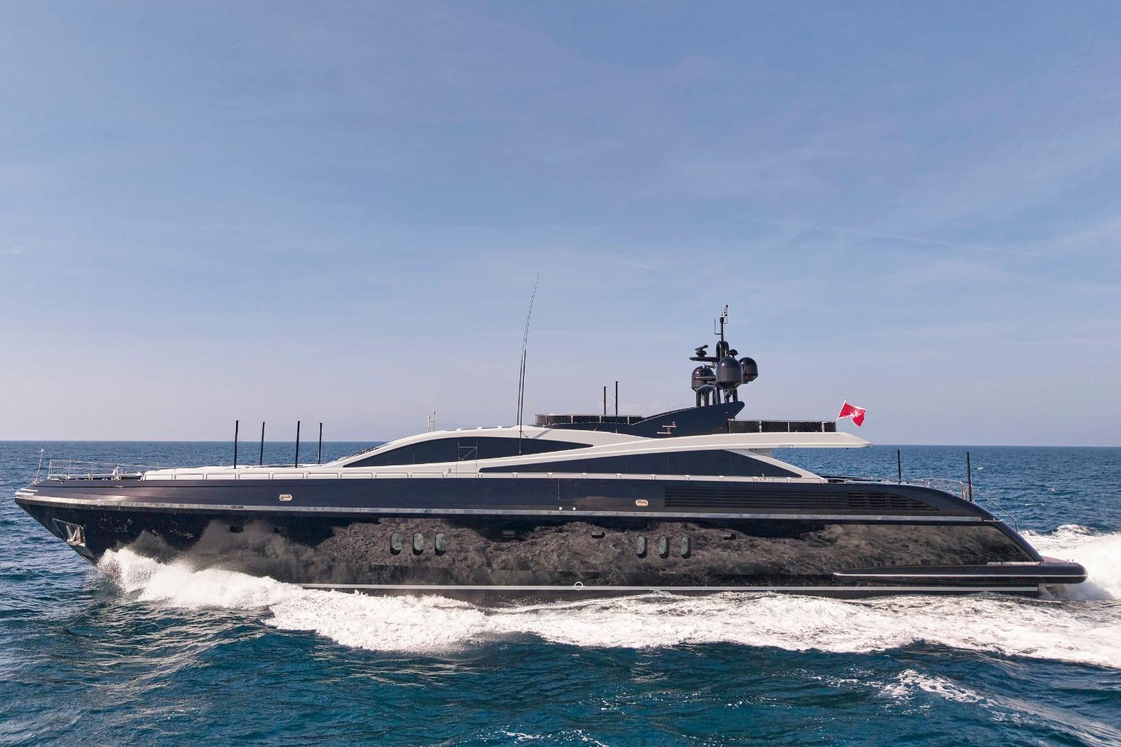 Luxurious 2007 Codecasa 41 S yacht cruising on open sea under clear skies.