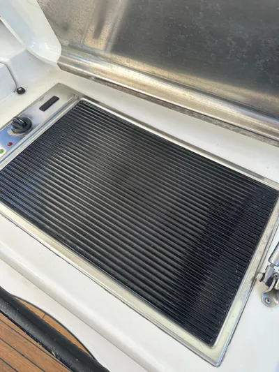 Zuri Yacht Photos Pics Built-in grill on the 2007 Cranchi Mediterranee 50 HT yacht.