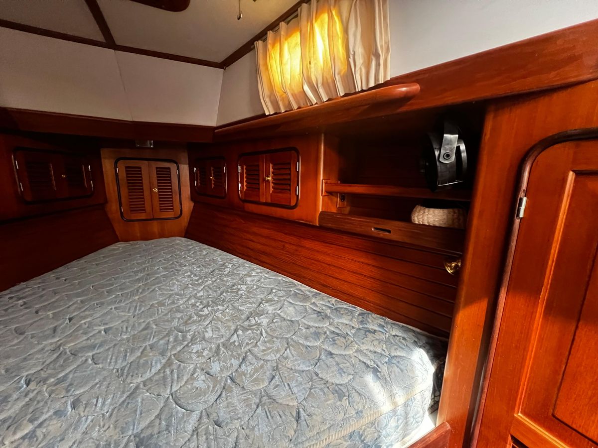 2000 Passport 47 