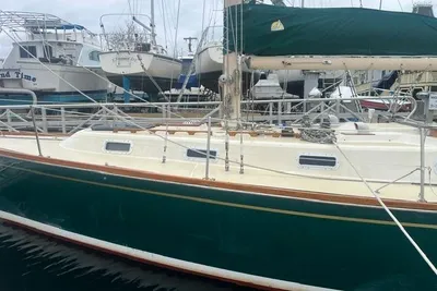 Tartan 37