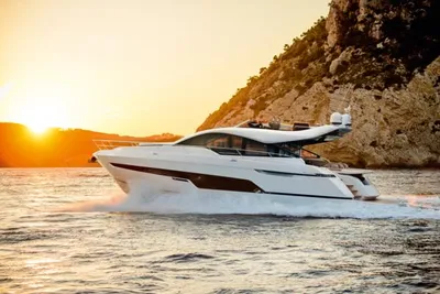2026 Fairline Phantom 65