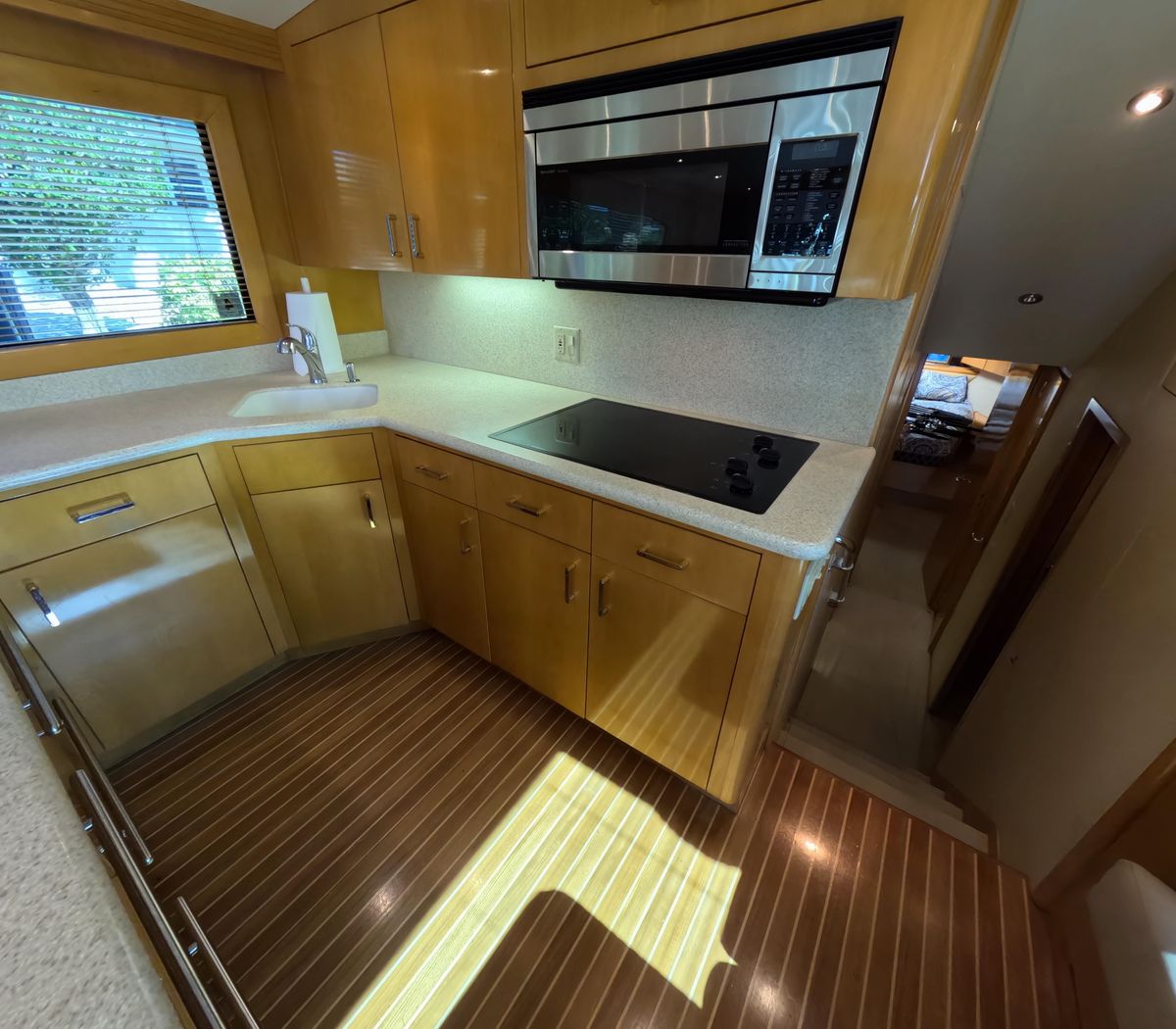 2001 Hatteras 55 
