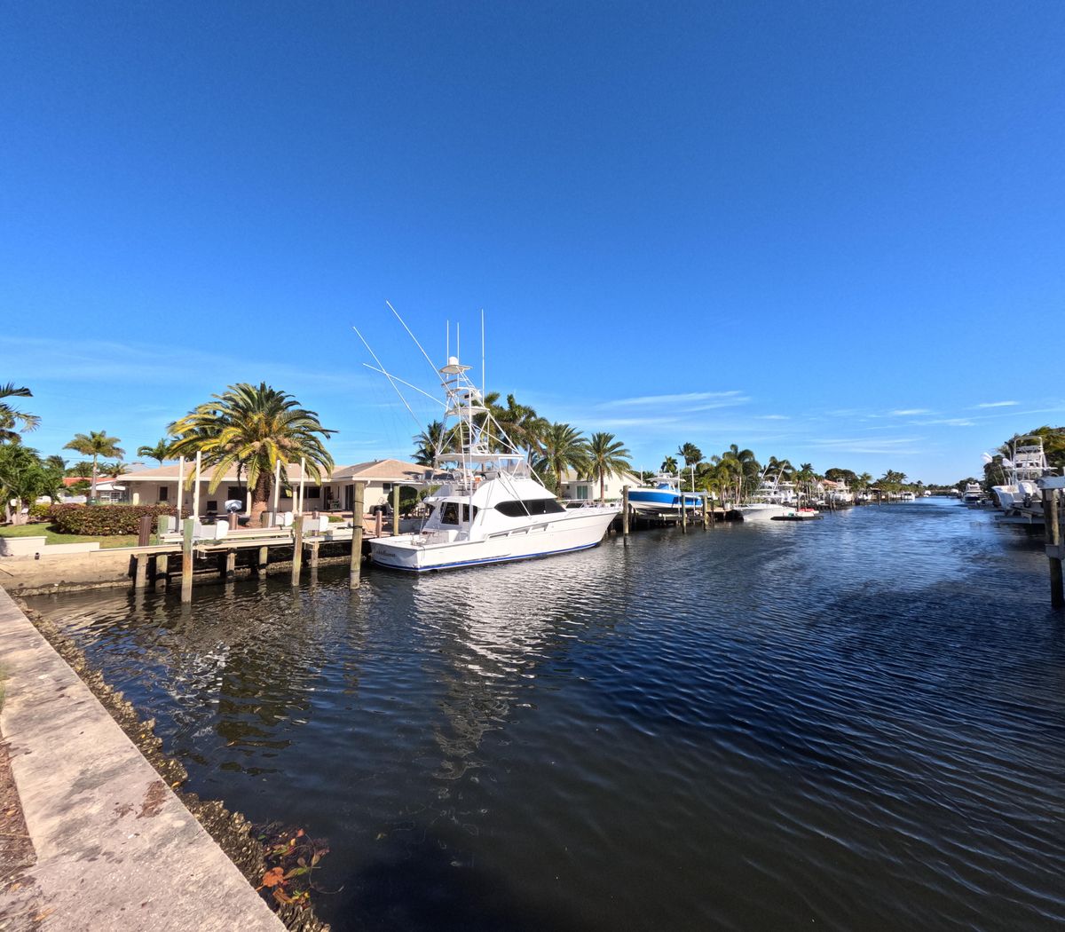2001 Hatteras 55 