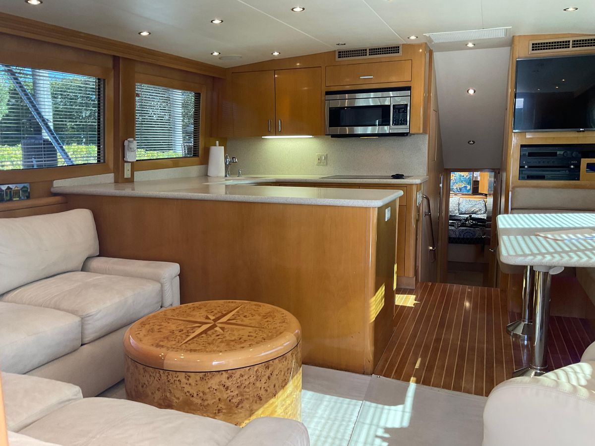 2001 Hatteras 55 
