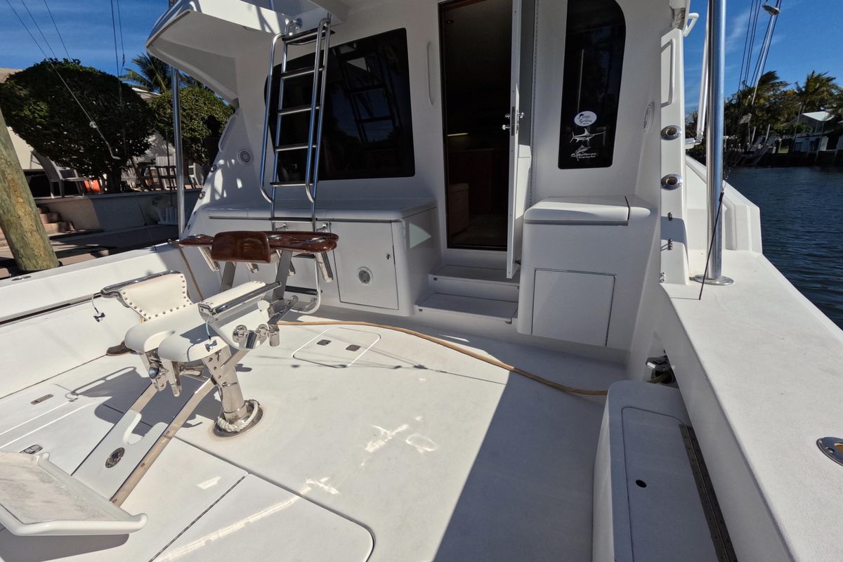 2001 Hatteras 55 