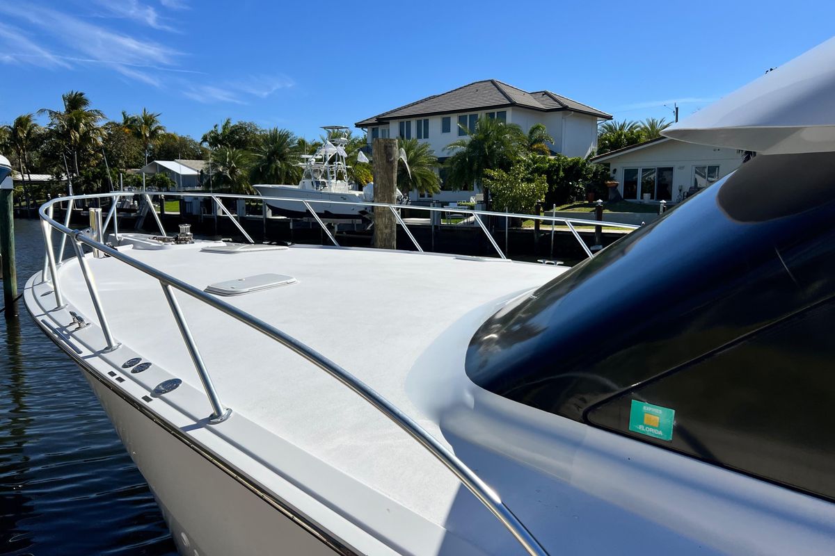 2001 Hatteras 55 