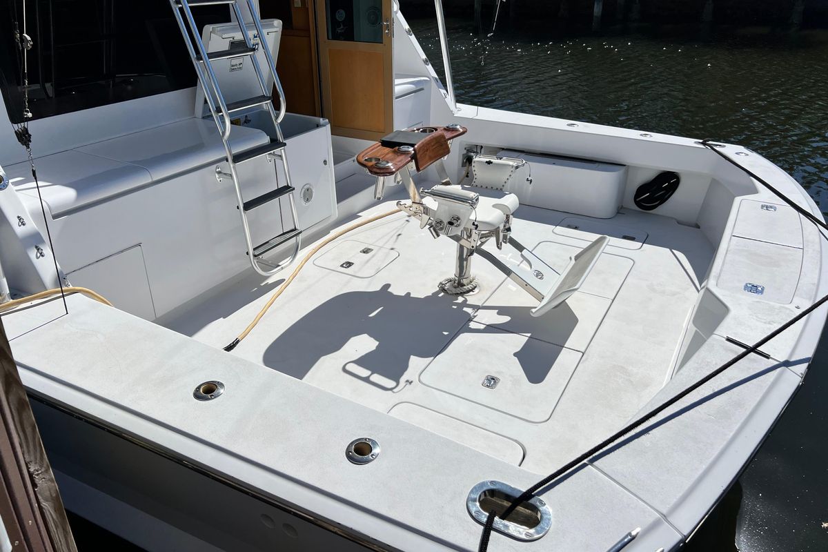 2001 Hatteras 55 