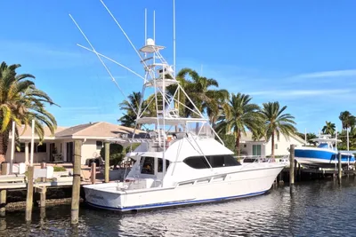 Hatteras 55 Convertible
