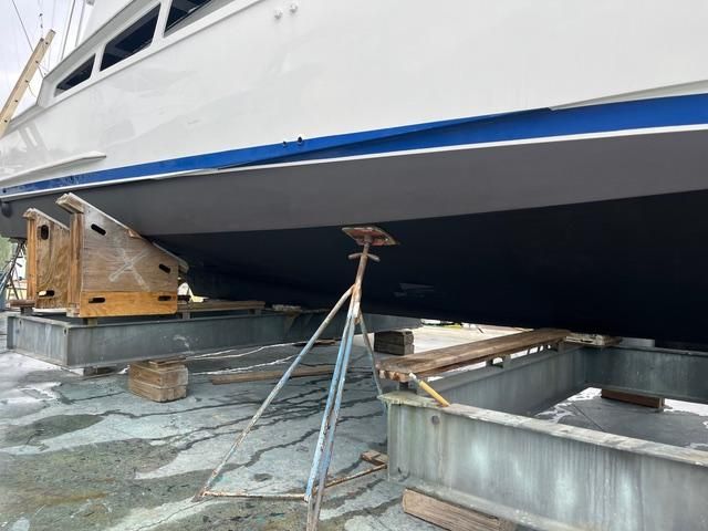 2001 Hatteras 55 